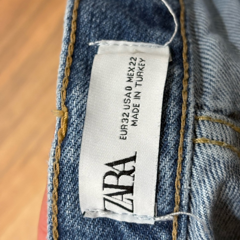 ZARA jeans worn twice perfect condition size 0